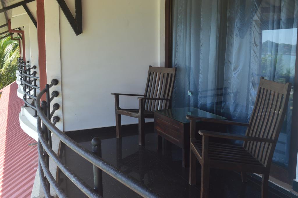 Gayana Guest House Kanattegoda Екстериор снимка