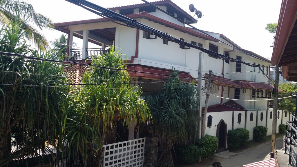 Gayana Guest House Kanattegoda Екстериор снимка